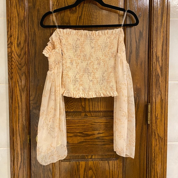 Windsor Floral Top - Picture 2 of 3